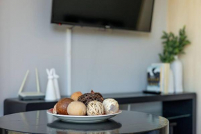 City 1 Bed Apartment Pool & WIFI